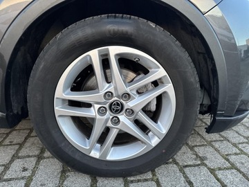 Toyota C-HR I Crossover Facelifting 1.8 Hybrid 122KM 2023 Toyota C-HR 1.8 Hybrid GPF Comfort 1.8 Hybrid GPF, zdjęcie 11