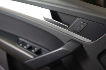Audi Q5 II SUV Facelifting 2.0 40 TDI 204KM 2023 Audi Q5 40 TDI mHEV Quattro S tronic 2.0 Diesel 204KM, zdjęcie 11