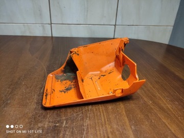 КРЫШКА AV STIHL 028 КРЫШКА КОРПУСА