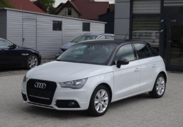 Audi A1 I Hatchback 3d 1.4 TFSI 122KM 2012 Audi A1 Sportback 1.4TSI 122KM Bezwypadkowy Oplcony Super Stan 1.4, zdjęcie 4
