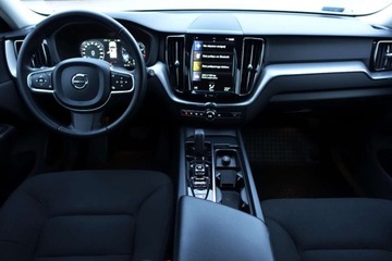 Volvo XC60 II 2021 Volvo XC 60 Bezwypadek SalonPL mildHybrid Tempomat Utrz. pasa ruchu F, zdjęcie 12