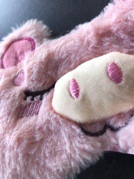 OPASKA NA OCZY MASKA DO SPANIA SNU RELAKSU ŚWINKA na gumce Oldman pluszowa