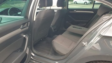 Volkswagen Passat B8 Limousine 2.0 TDI BlueMotion Technology 150KM 2018 Volkswagen Passat VW Passat 2.0 TDI Comfortline Business - Salon PL 2.0, zdjęcie 14