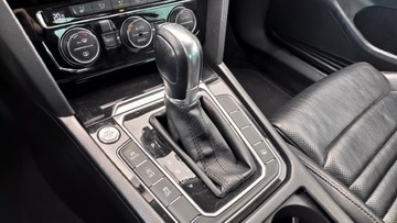 Volkswagen Passat B8 Limousine 2.0 TDI BlueMotion SCR 190KM 2016 Volkswagen Passat 2.0TDI 190KM SalonPL Hak Virt.Co, zdjęcie 33