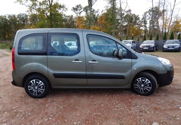 Peugeot Partner II Furgon 1.6 HDi FAP 92KM 2011 Peugeot Partner 1.6ehdi-klima-navi-orginalny lakier,zadbany-oplacony 1.6, zdjęcie 12