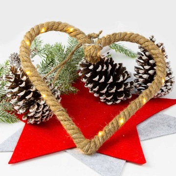 ZAWIESZKA LED OZDOBA ŚWIĄTECZNA NA OKNO SERCE