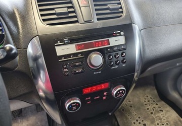 Suzuki SX4 I Sedan 1.6 VVT 120KM 2011 Suzuki SX4 Suzuki SX4 I 1.6BENZYNA NAPED 4X4 1.6 Benzyna 120KM, zdjęcie 23