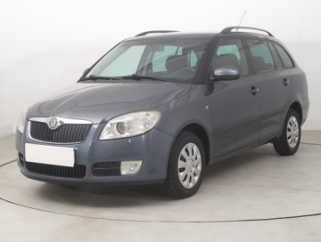Skoda Fabia II Kombi 1.2 70KM 2008 Skoda Fabia 1.2 12V, Klima, Klimatronic, Tempomat, zdjęcie 1