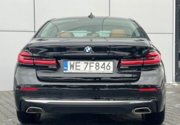 BMW Seria 5 G30-G31 Limuzyna Facelifting 2.0 530i 252KM 2022 BMW Seria 5 xDrive Automat Brazowa Skora Navi Ambiente Kamera FV23, zdjęcie 10