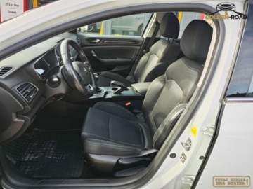 Renault Megane IV Grandtour Facelifting 1.5 Blue dCi 115KM 2020 Renault Megane 1,5 DCI 115KM klima elektryka navi czujniki zarejestrowany, zdjęcie 9