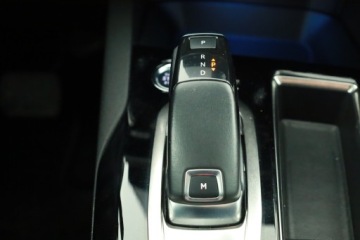 Peugeot 5008 II Crossover Facelifting 1.2 PureTech 130KM 2021 Peugeot 5008 PureTech 130, Automat, 7 miejsc, zdjęcie 16