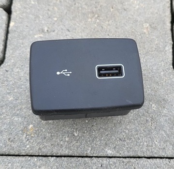 DUCATO JUMPER BOXER 14- GNIAZDO PORT USB
