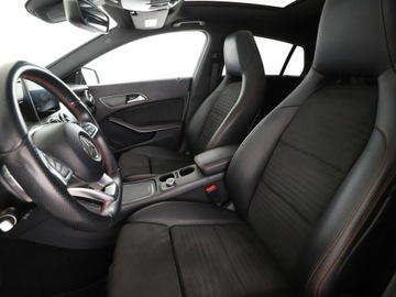 Mercedes CLA C117 Shooting Brake Facelifting 1.6 180 122KM 2017 Mercedes CLA 180 GRATIS! Pakiet Serwisowy o, zdjęcie 12