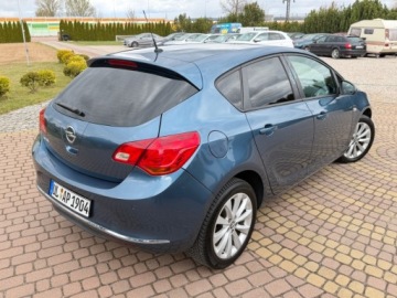 Opel Astra J GTC 1.4 Turbo ECOTEC 140KM 2013 Opel Astra 1.4t 140KM Serwis Gotowy do jazdy 1.4 Benzyna 140KM, zdjęcie 3