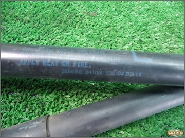 NISSAN X-TRAIL 2004R - VZPĚRY/TLAKOVAČE KRYT 2KS