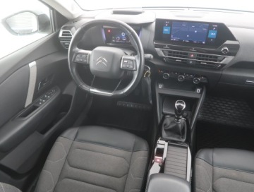 Citroen C4 III SUV 1.2 PureTech 130KM 2022 Citroen C4 1.2 PureTech, Salon Polska, Serwis ASO, zdjęcie 6