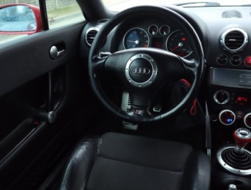 Audi TT 8N Coupe 1.8 T 225KM 1999 Audi TT 1.8 T , 4X4, Klima, Klimatronic, zdjęcie 6