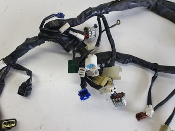 Установка основного ремня безопасности Yamaha Fz1 Fazer 06-15