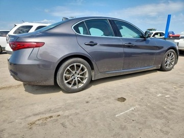 Alfa Romeo Giulia II Sedan Facelifting 2.0 Turbo 280KM 2020 Alfa Romeo Giulia 2020 2.0l 2.0 Benzyna 280KM, zdjęcie 3