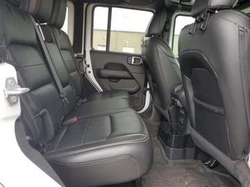 Jeep Wrangler IV 2023 Jeep Wrangler Sahara 2023 3.6l 3.6 Benzyna 285KM, zdjęcie 10