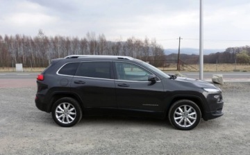 Jeep Cherokee V Terenowy 2.0 MJD 170KM 2014 Jeep Cherokee 2.0Mjet 170KM 4x4 4WD LIMITED Full opcja Zero korozji Niski, zdjęcie 7