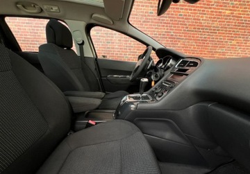 Peugeot 5008 I Minivan 1.6 HDi FAP 110KM 2010 Peugeot 5008 Automat Salon PL 7-OSOB Panorama Gwarancja w cenie Warszawa, zdjęcie 11