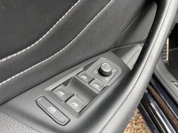 Volkswagen Arteon Fastback Facelifting 2.0 TSI 190KM 2021 Volkswagen Arteon 2.0 Tsi DSG R-Line Salon Polska Bezwypadkowy 2.0, zdjęcie 29