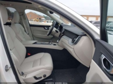 Volvo XC90 II SUV Plug-In 2.0 T8  455KM 2024 Volvo XC 60 2024 r., 2,0L PLUG-IN HYBRID T8 PLUS DARK THEME 2.0 Hybryda, zdjęcie 8