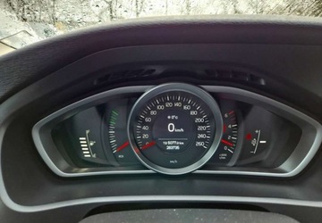 Volvo V40 II Cross Country D2 115KM 2014 Volvo V40 Volvo V40 D2 Momentum 1.6 Diesel 115KM, zdjęcie 10