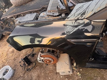 BLATNÍK LEVÝ MEGANE IV ČERNÁ TEGNE KOMPLETNÍ