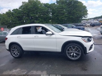 Mercedes GLC C253 2021 Mercedes-Benz GLC 300 4Matic 2021 2.0l 2.0 Benzyna 255KM, zdjęcie 6