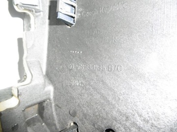 PANEL ŚRODKOWY RAMKA KOKPIT PORSCHE CAYENNE 7L