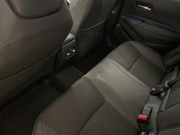 Toyota Corolla XII TS Kombi Facelifting 1.8 Hybrid 140KM 2023 Toyota Corolla 1.8 Hybrid GR Sport Dynamic Seria E, zdjęcie 10