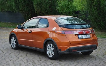 Honda Civic VIII Hatchback 5d 1.4 i 83KM 2008 Honda Civic GWARANCJA, 2008r, 1.4 BenzynaLPG, Niski przebieg, Nowe sprzegl, zdjęcie 3
