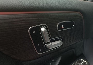 Mercedes GLA II Off-roader 1.3 200 163KM 2022 Mercedes-Benz GLA 163KM Automat 7G-DCT AMG Line SalonPL SerwsiASO Iwl. FV2, zdjęcie 28