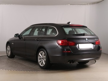 BMW Seria 5 F10-F11 Touring 520d 184KM 2011 BMW 5 520d, 181 KM, Navi, Xenon, Klima, zdjęcie 3