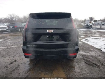 Cadillac Escalade III 2024 Cadillac Escalade 2024 Cadillac Escalade 4WD 4dr Sport Platinum 6.2 Benzyna, zdjęcie 3