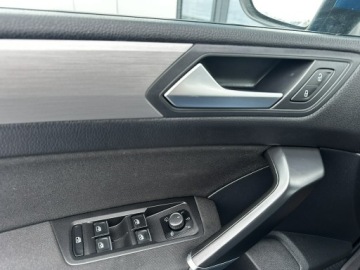 Volkswagen Touran III 2.0 TDI 150KM 2017 Volkswagen Touran Salon Polska Led, Tempomat ACC, zdjęcie 16
