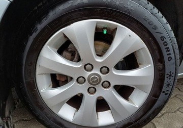 Opel Astra J Sedan 1.6 Twinport ECOTEC 115KM 2014 Opel Astra 257 1.6 Active 115 KM Salon Polska 1.6 Benzyna 115KM, zdjęcie 8