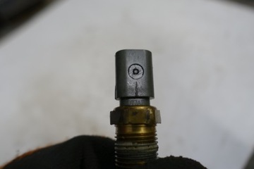 JEEP DODGE CHRYSLER 3.6 SENZOR TLAKU OLEJE