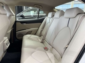 Toyota Camry IX Sedan 2.5 Hybrid Dynamic Force 218KM 2022 Toyota Camry Comfort Kamera cofania Ele. Fotele CarPlayAndroid Auto LED, zdjęcie 11