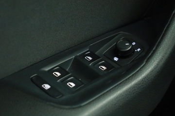 Volkswagen Passat B8 Variant 2.0 TDI 150KM 2015 VW Passat 2.0 TDI, Automat, Navi, Klima, zdjęcie 19