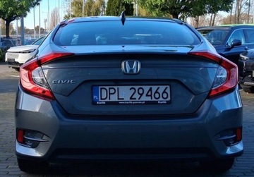 Honda Civic X Sedan 4d Facelifting 1.5 VTEC TURBO 182KM 2019 Honda Civic Honda Civic 1.5 Executive MT - Dealer Honda Karlik Poznan Malta, zdjęcie 6