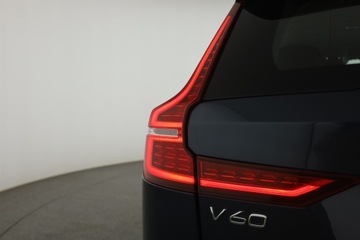 Volvo V60 II  Kombi 2.0 D4 190KM 2019 Volvo V60 D4 2.0 AWD, 187 KM, 4X4, Automat, zdjęcie 22