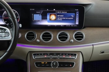 Mercedes Klasa E W213 Limuzyna 2.0 220d 194KM 2018 Mercedes E E 220 d 4MATIC, Salon Polska, zdjęcie 11