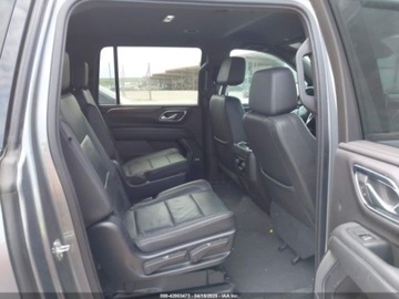 Chevrolet Suburban GMT900 2021 Chevrolet Suburban Z71 2021 5.3l 5.3 Benzyna 355KM, zdjęcie 12