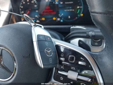 Mercedes GLB 2023 Mercedes-Benz GLB 250 2023 2.0l 2.0 Benzyna 221KM, zdjęcie 12