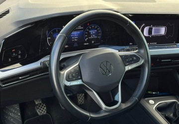 Volkswagen Golf VIII Variant 2.0 TDI 115KM 2023 Volkswagen Golf Salon Polska Parktronic Cyfrowe zegary Navi Tempomat a, zdjęcie 17