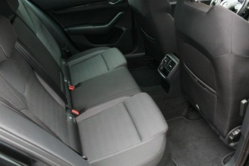 Skoda Octavia III Liftback Facelifting 1.5 TSI ACT 150KM 2020 Skoda Octavia AMBITION 1.5 TSI Salon Polska GWARANCJA SelectCar+ FV 23%, zdjęcie 14