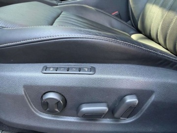 Skoda Superb III Kombi Facelifting 2.0 TDI SCR 200KM 2022 Skoda Superb 2.0TDI 200KM STYLE DSGPodrzewane FoteleNiski PrzebiegKameraFV, zdjęcie 11